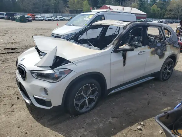 WBXHT3C55K5L89892 2019 BMW X1 - Image 1