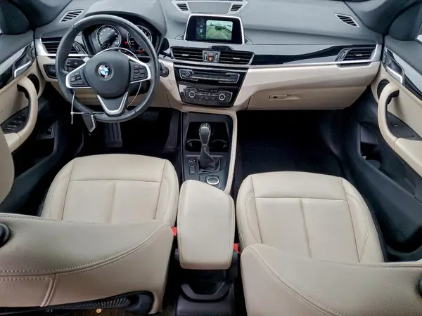 WBXHT3C56K3H34099 2019 BMW X1 - Image 8