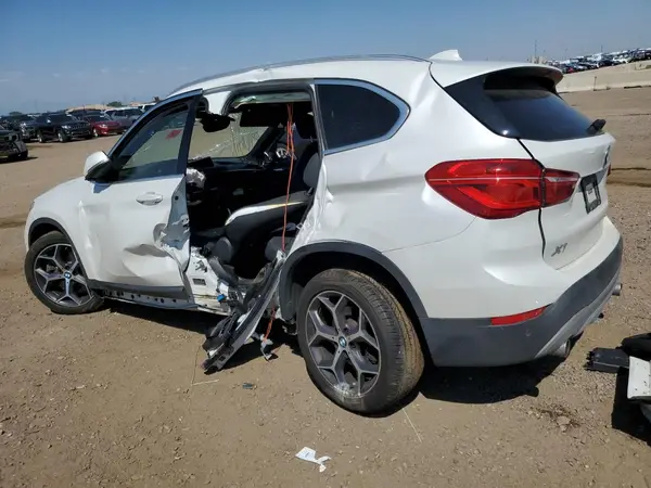 WBXHT3C56K3H34183 2019 BMW X1 - Image 2