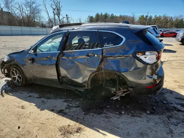 WBXHT3C56K5L35503 2019 BMW X1 - Image 2