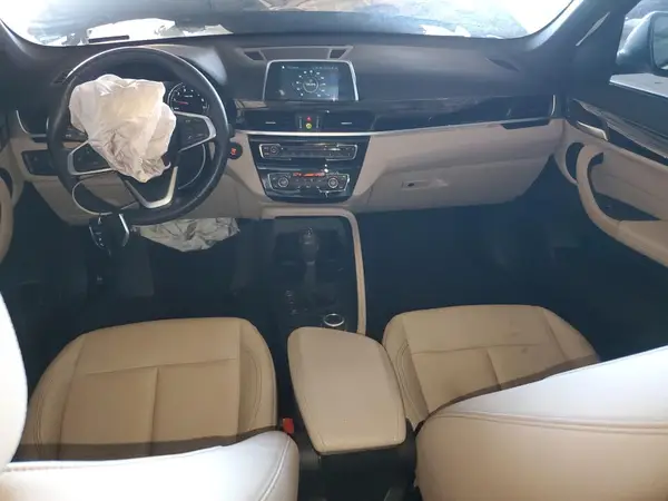 WBXHT3C56K5L37316 2019 BMW X1 - Image 8