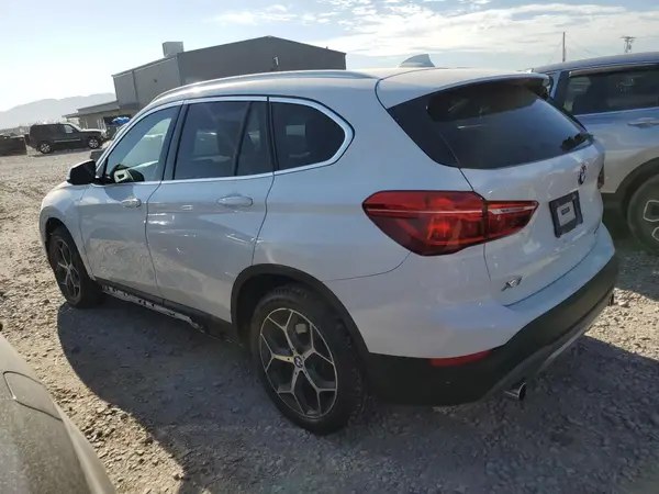 WBXHT3C56K5L90260 2019 BMW X1 - Image 2