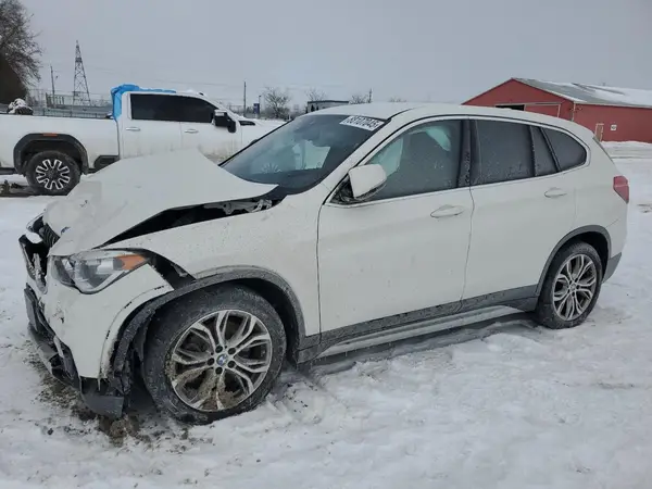 WBXHT3C57K5N42322 2019 BMW X1 - Image 1