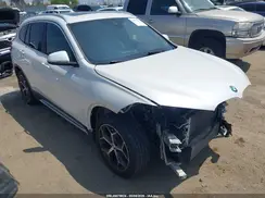 WBXHT3C58K3H35433 2019 BMW X1