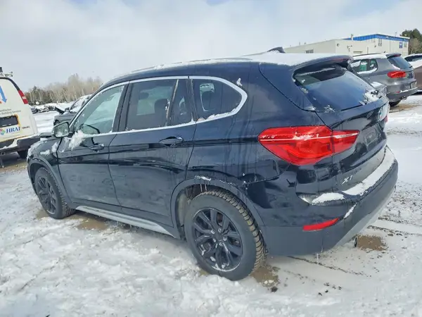 WBXHT3C58K5L90910 2019 BMW X1 - Image 2