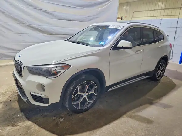 WBXHT3C58K5N55094 2019 BMW X1 - Image 1