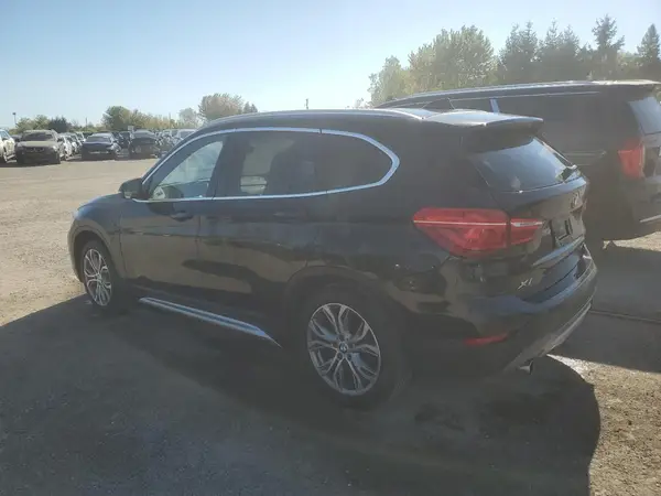 WBXHT3C58K5N75412 2019 BMW X1 - Image 2