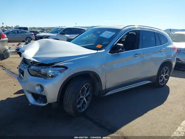 WBXHT3C59K3H35750 2019 BMW X1 - Image 2