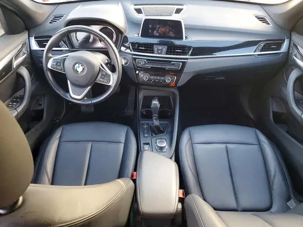 WBXHT3C59K5L35883 2019 BMW X1 - Image 8