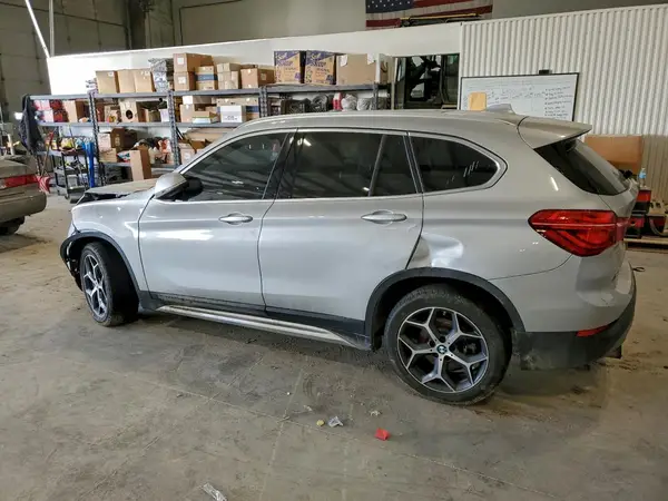 WBXHT3C59K5L35964 2019 BMW X1 - Image 2