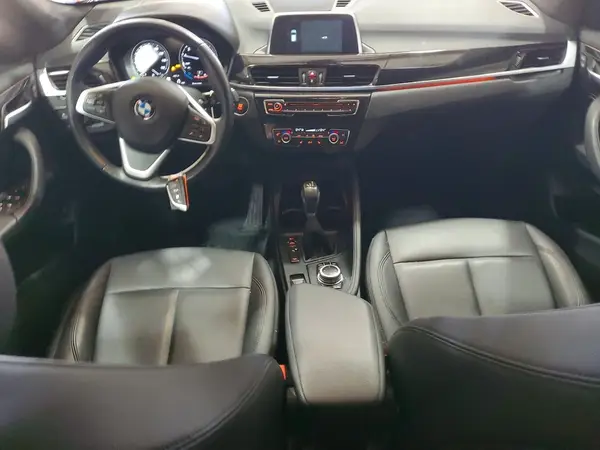 WBXHT3C59K5L37990 2019 BMW X1 - Image 8