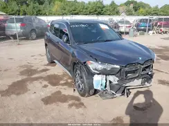 WBXHT3C5XK5L36637 2019 BMW X1