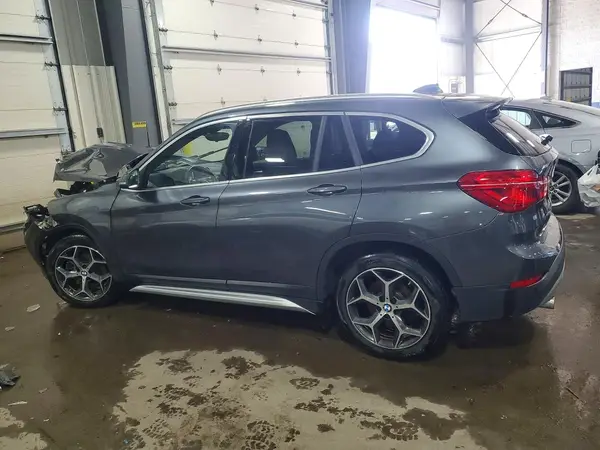 WBXHT3C5XK5L36797 2019 BMW X1 - Image 2