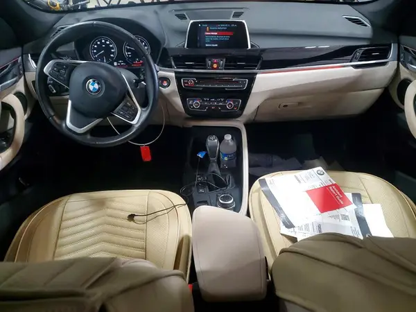 WBXHT3C5XK5L36797 2019 BMW X1 - Image 8