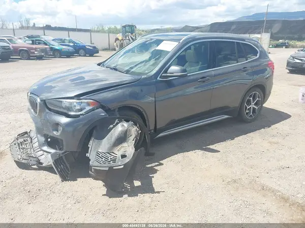 WBXHT3C5XK5L90603 2019 BMW X1 - Image 2