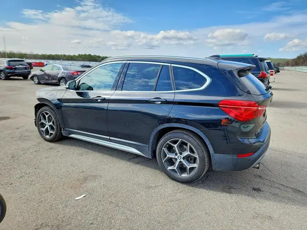 WBXHT3C5XK5L91007 2019 BMW X1 - Image 2
