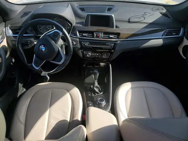 WBXHT3Z30G4A50785 2016 BMW X1 - Image 8