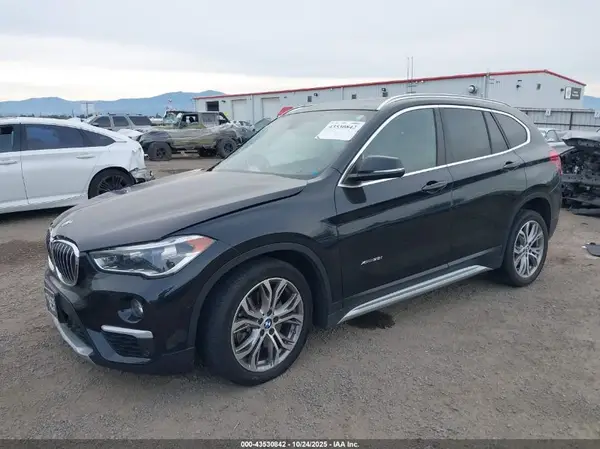 WBXHT3Z30H4A52084 2017 BMW X1 - Image 2