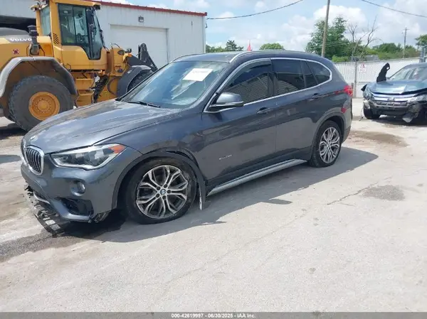 WBXHT3Z30H4A56815 2017 BMW X1 - Image 2