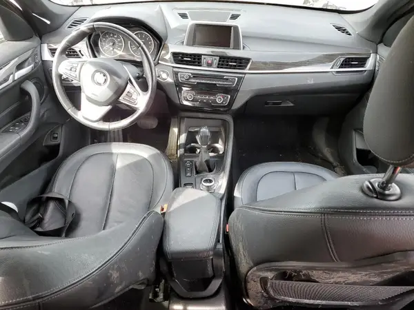 WBXHT3Z30H4A57298 2017 BMW X1 - Image 8