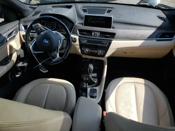 WBXHT3Z31G4A48673 2016 BMW X1 - Image 8