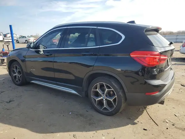 WBXHT3Z31G4A50195 2016 BMW X1 - Image 2