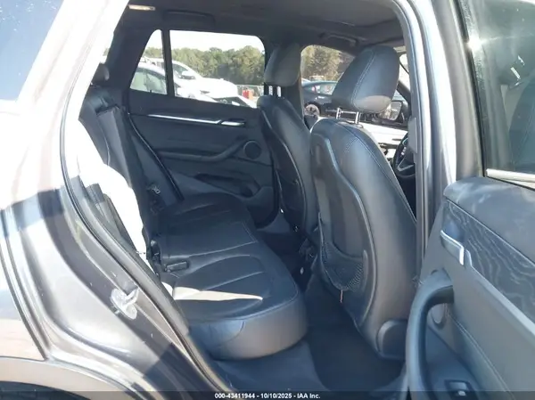 WBXHT3Z31G4A50228 2016 BMW X1 - Image 8