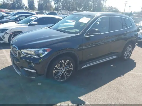 WBXHT3Z31G4A50276 2016 BMW X1 - Image 2