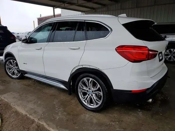 WBXHT3Z31H4A54622 2017 BMW X1 - Image 2