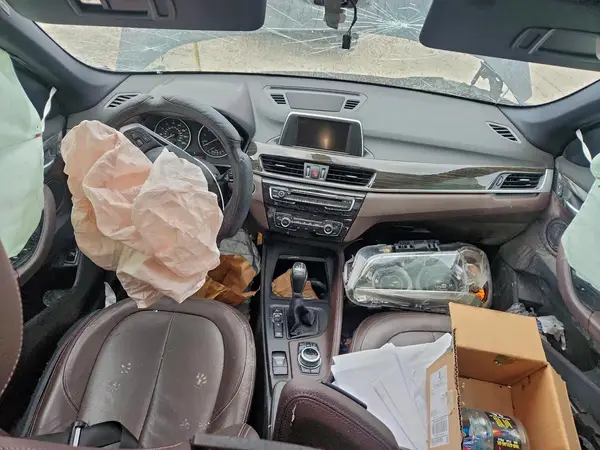 WBXHT3Z31H4A54684 2017 BMW X1 - Image 8