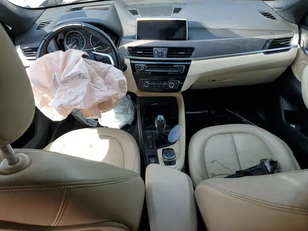 WBXHT3Z31H4A55057 2017 BMW X1 - Image 8