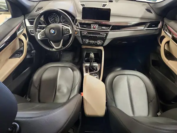 WBXHT3Z31H4A57732 2017 BMW X1 - Image 8