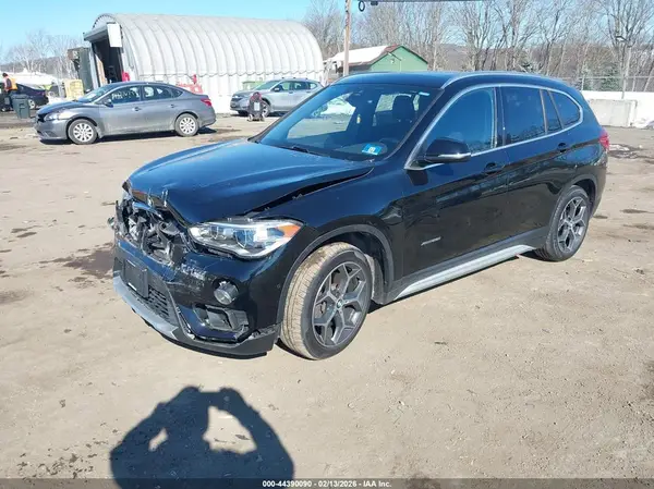 WBXHT3Z32G4A48990 2016 BMW X1 - Image 2
