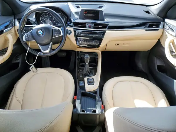 WBXHT3Z32G4A50562 2016 BMW X1 - Image 8