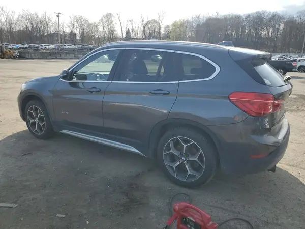 WBXHT3Z32H4A54399 2017 BMW X1 - Image 2