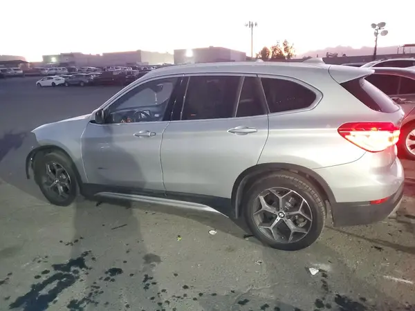 WBXHT3Z32H4A55942 2017 BMW X1 - Image 2