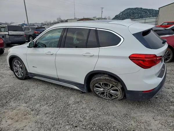 WBXHT3Z32H4A56265 2017 BMW X1 - Image 2