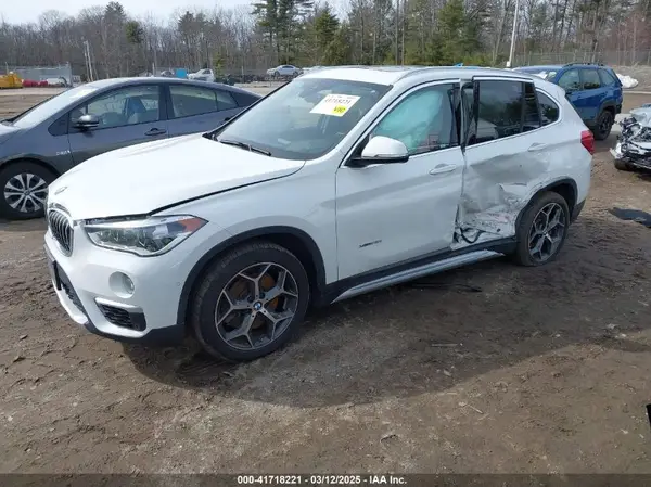 WBXHT3Z32H4A56492 2017 BMW X1 - Image 2