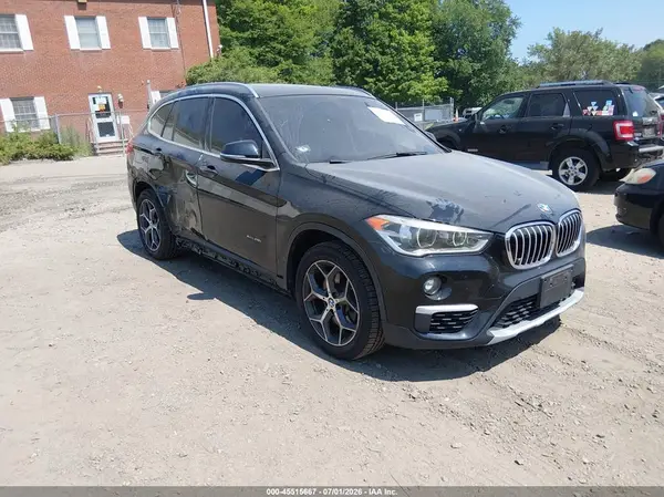 WBXHT3Z33G4A51218 2016 BMW X1 - Image 1