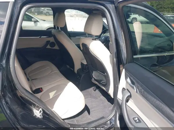 WBXHT3Z33H4A58154 2017 BMW X1 - Image 8