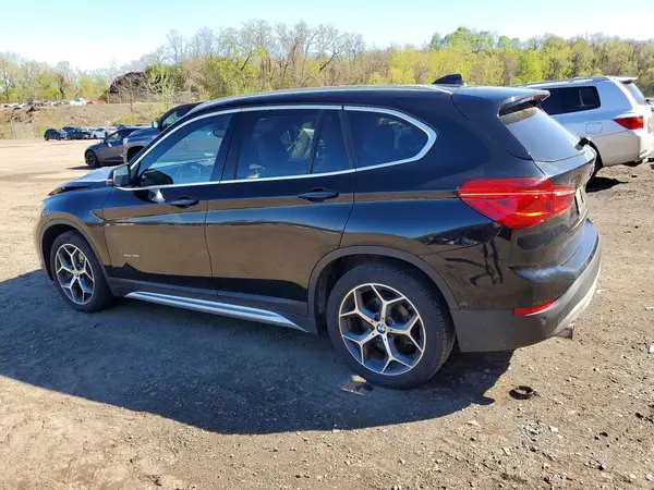 WBXHT3Z33J4A66194 2018 BMW X1 - Image 2