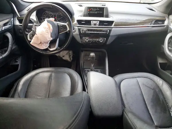 WBXHT3Z34H4A52122 2017 BMW X1 - Image 8