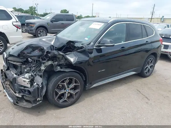 WBXHT3Z34H4A53528 2017 BMW X1 - Image 2