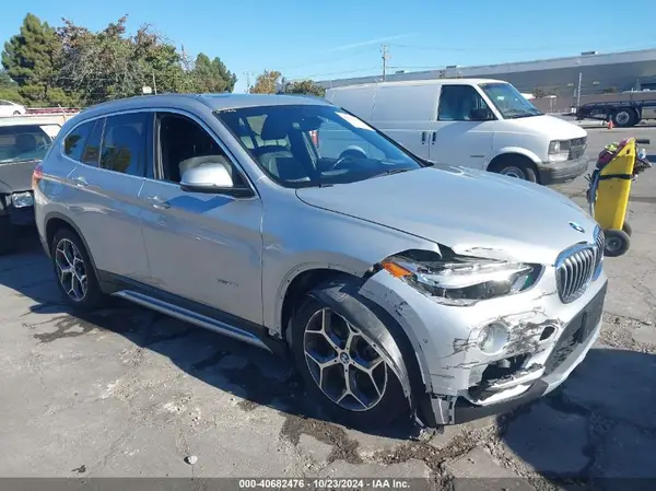 WBXHT3Z34H4A53805 2017 BMW X1 - Image 1