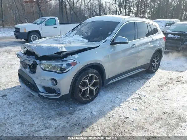 WBXHT3Z34H4A54128 2017 BMW X1 - Image 2