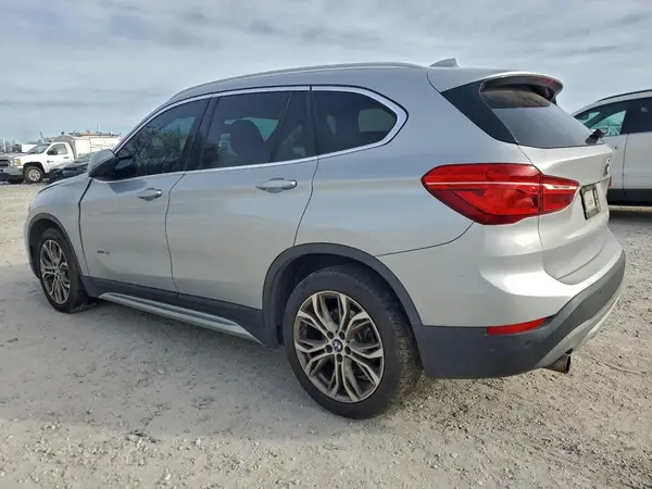 WBXHT3Z34H4A54324 2017 BMW X1 - Image 2