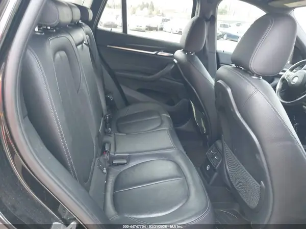 WBXHT3Z34H4A55988 2017 BMW X1 - Image 8