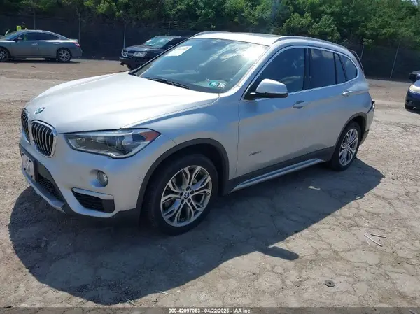 WBXHT3Z34H4A56803 2017 BMW X1 - Image 2
