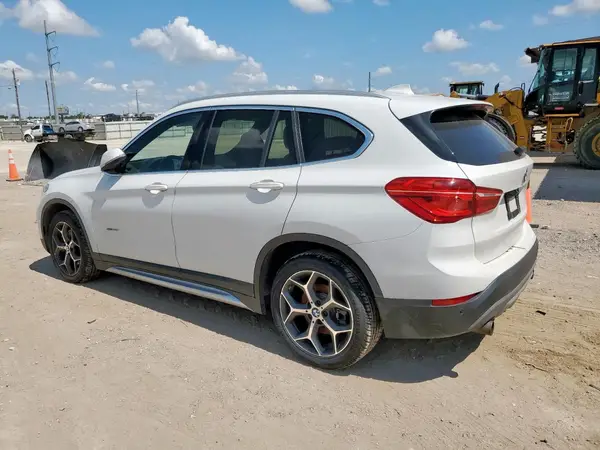 WBXHT3Z34H4A57191 2017 BMW X1 - Image 2