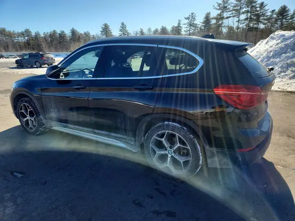 WBXHT3Z34H4A57787 2017 BMW X1 - Image 2